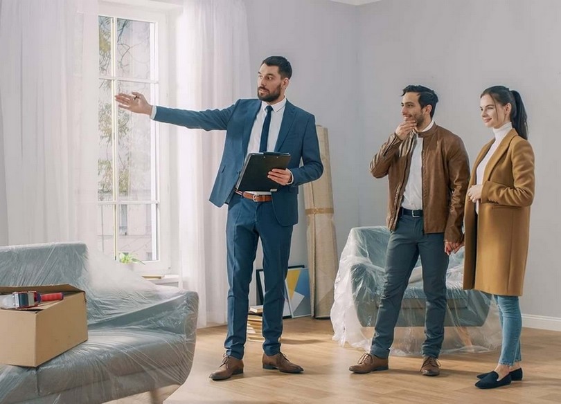 Bám đuổi thế nào để khách không khó chịu? Nghệ thuật follow-up giúp sale giữ khách mà không bị né